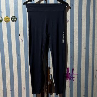 (Category: ) located in . Submitted by thrift_by_nars (Listing ID 1468806819, Image 1). Description: .