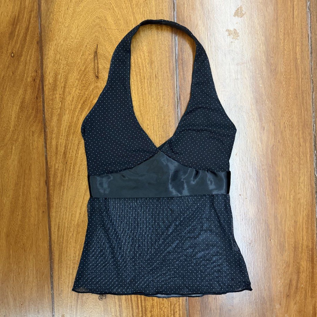 CLEARANCE SALE - Bangkok Top (Category: Sleeveless) located in Muntinlupa City. Submitted by curationbymich (Listing ID 1468769935, Image 1). Description: W MINOR FLAW ON THE BACK RIBBON.