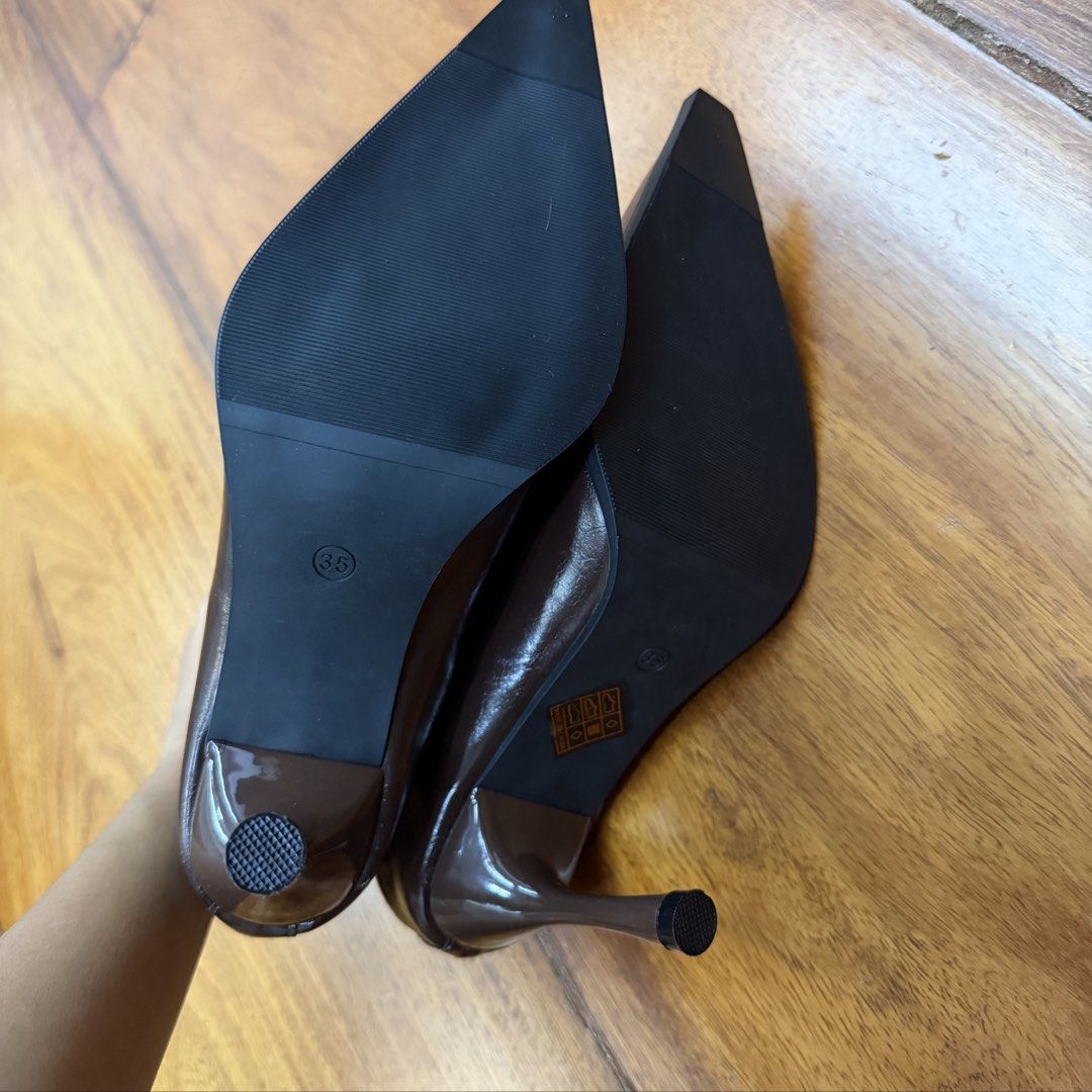 CLEARANCE SALE - Boots from DHGATE (Category: Boots) located in Muntinlupa City. Submitted by myrandomthingz (Listing ID 1468921375, Image 3). Description: .