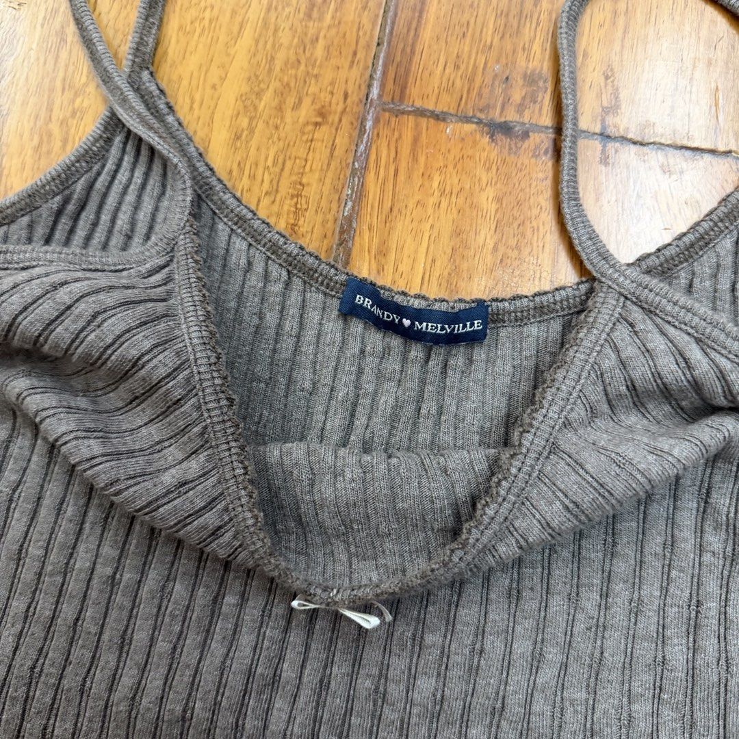 CLEARANCE SALE - Brandy Melville Top (Category: Sleeveless) located in Muntinlupa City. Submitted by curationbymich (Listing ID 1468772474, Image 2). Description: .