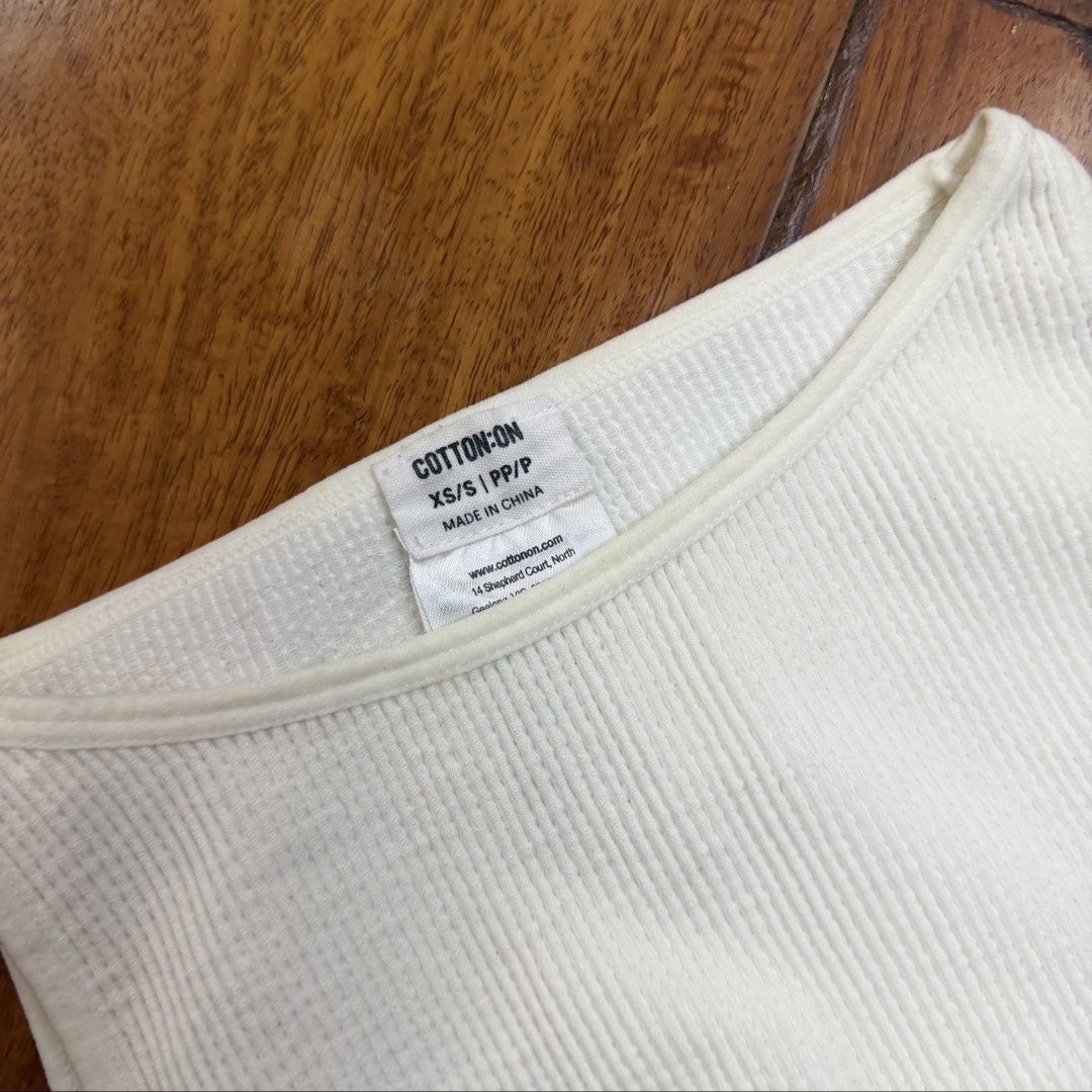 CLEARANCE SALE - Cotton On Top (Category: Sleeveless) located in Muntinlupa City. Submitted by curationbymich (Listing ID 1468771017, Image 2). Description: .
