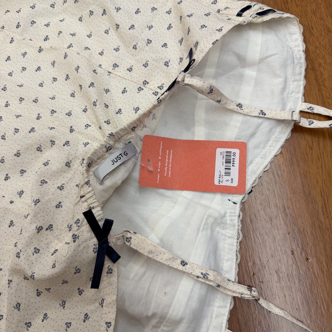 CLEARANCE SALE - Just G Top (Category: Sleeveless) located in Muntinlupa City. Submitted by myrandomthingz (Listing ID 1468789855, Image 2). Description: .