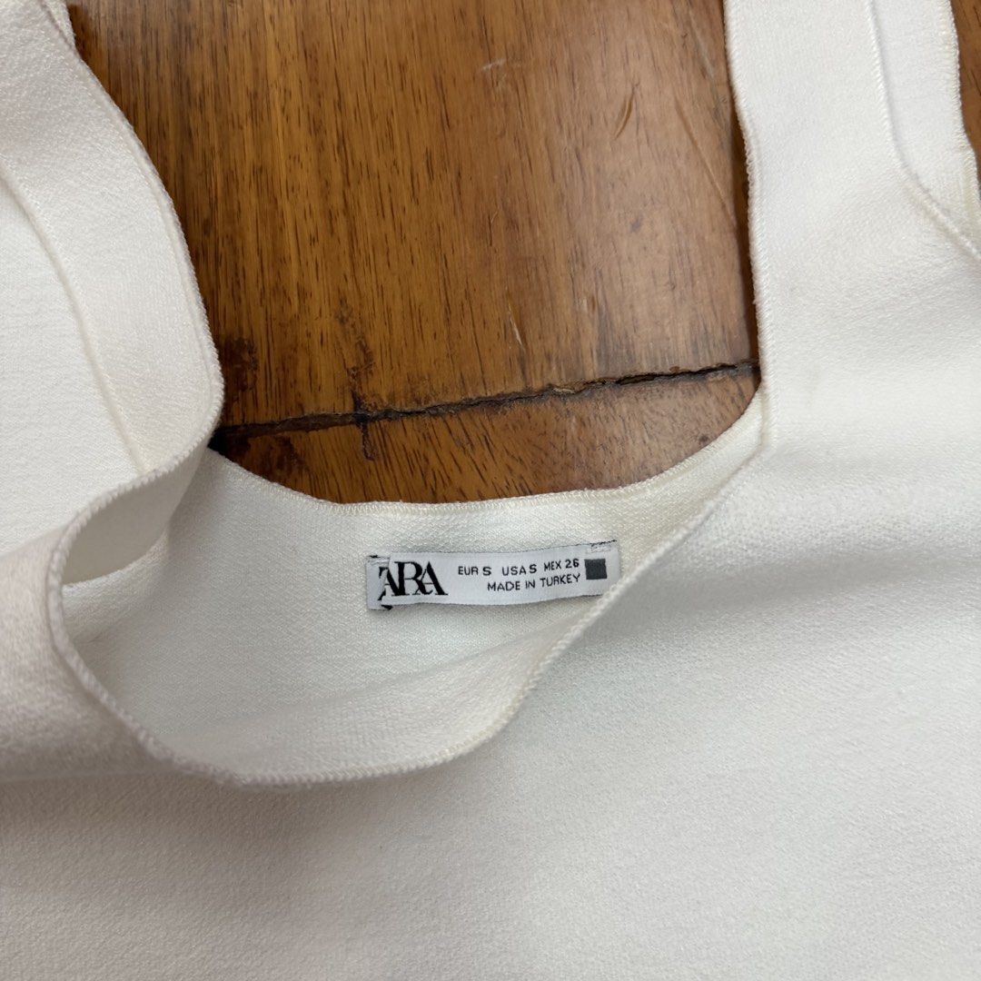 CLEARANCE SALE - Zara Top (Category: Sleeveless) located in Muntinlupa City. Submitted by curationbymich (Listing ID 1468770389, Image 2). Description: .