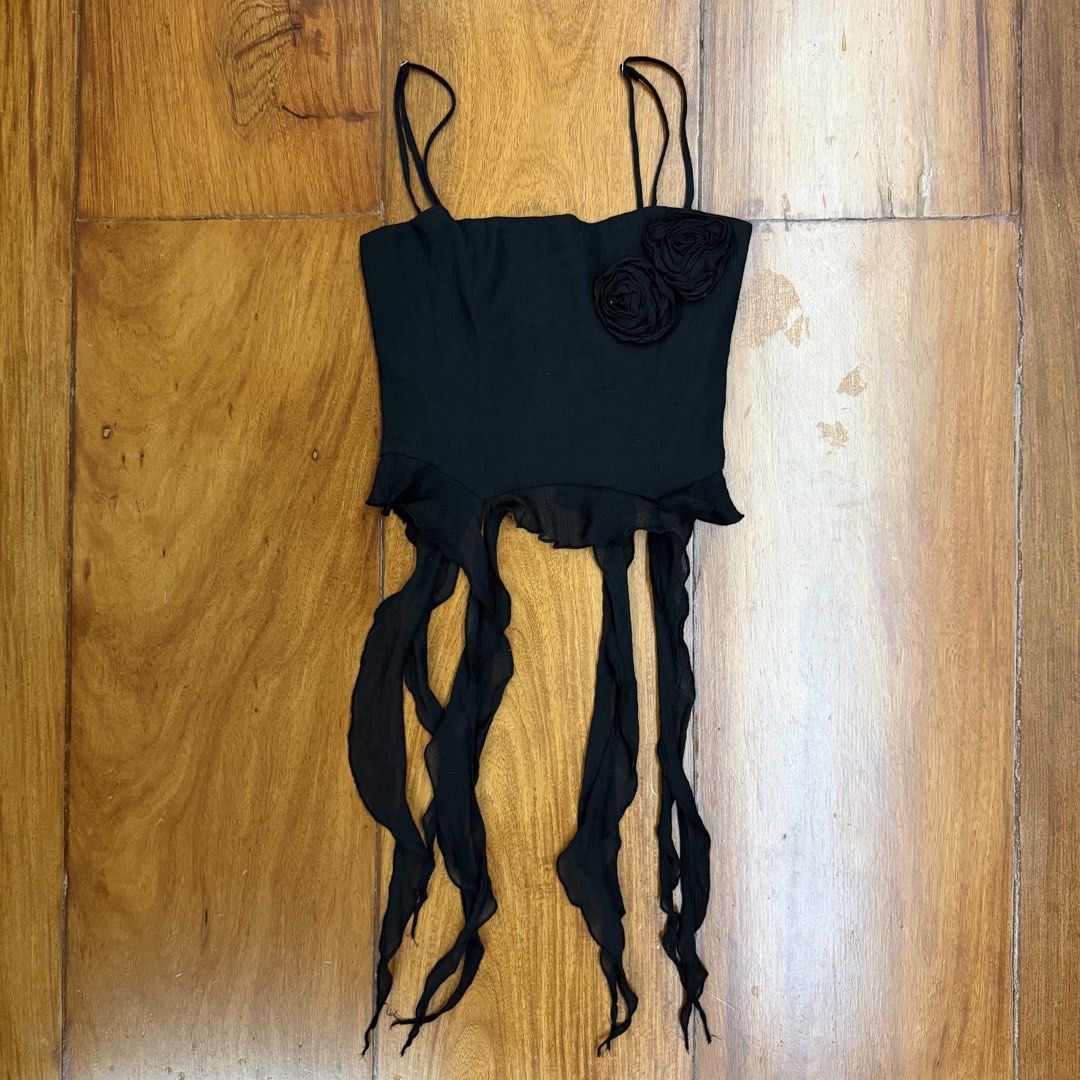 CLEARANCE SALE - Zara Top (Category: Sleeveless) located in Muntinlupa City. Submitted by curationbymich (Listing ID 1468771517, Image 1). Description: .