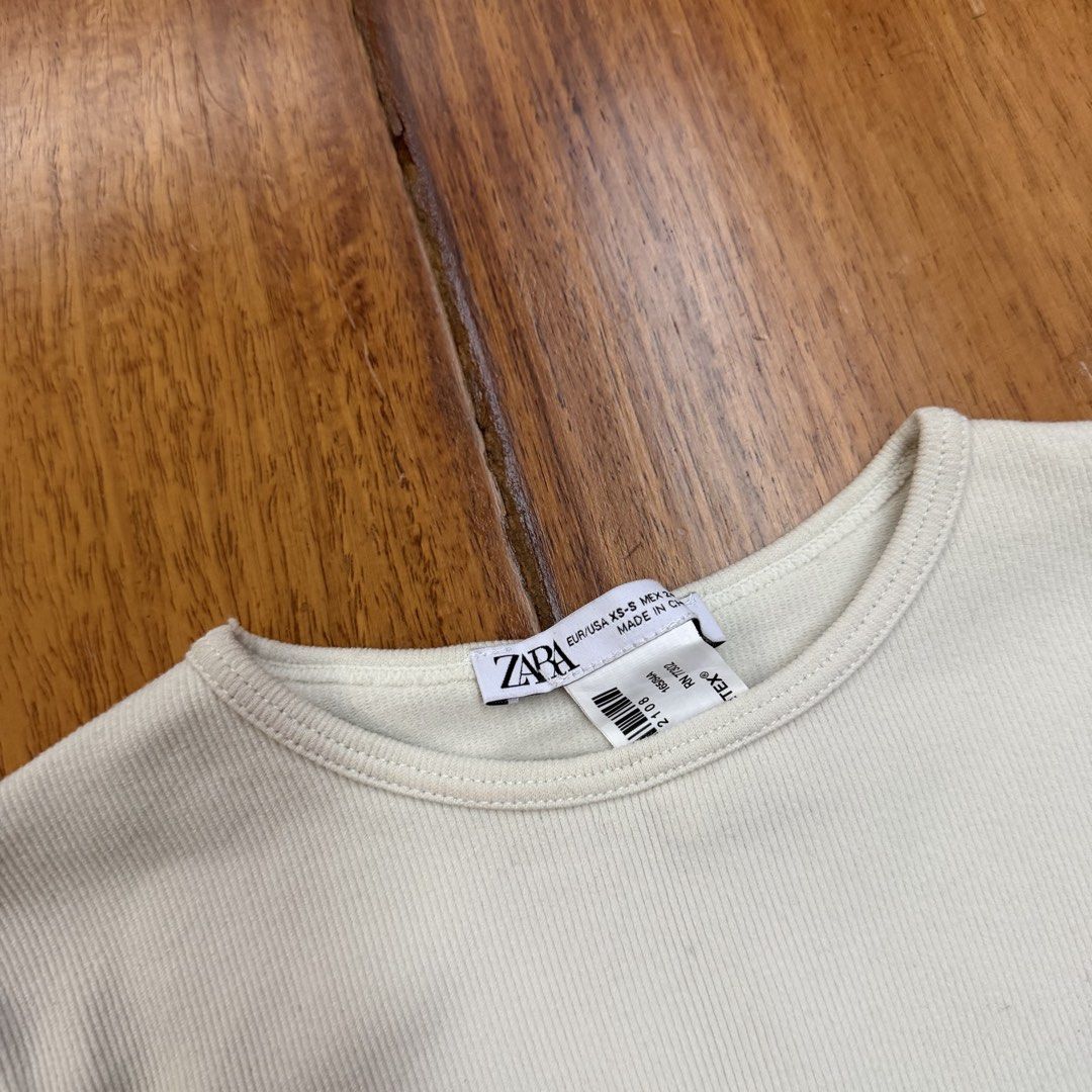 CLEARANCE SALE - Zara Top (Category: Longsleeves) located in Muntinlupa City. Submitted by myrandomthingz (Listing ID 1468774435, Image 2). Description: .
