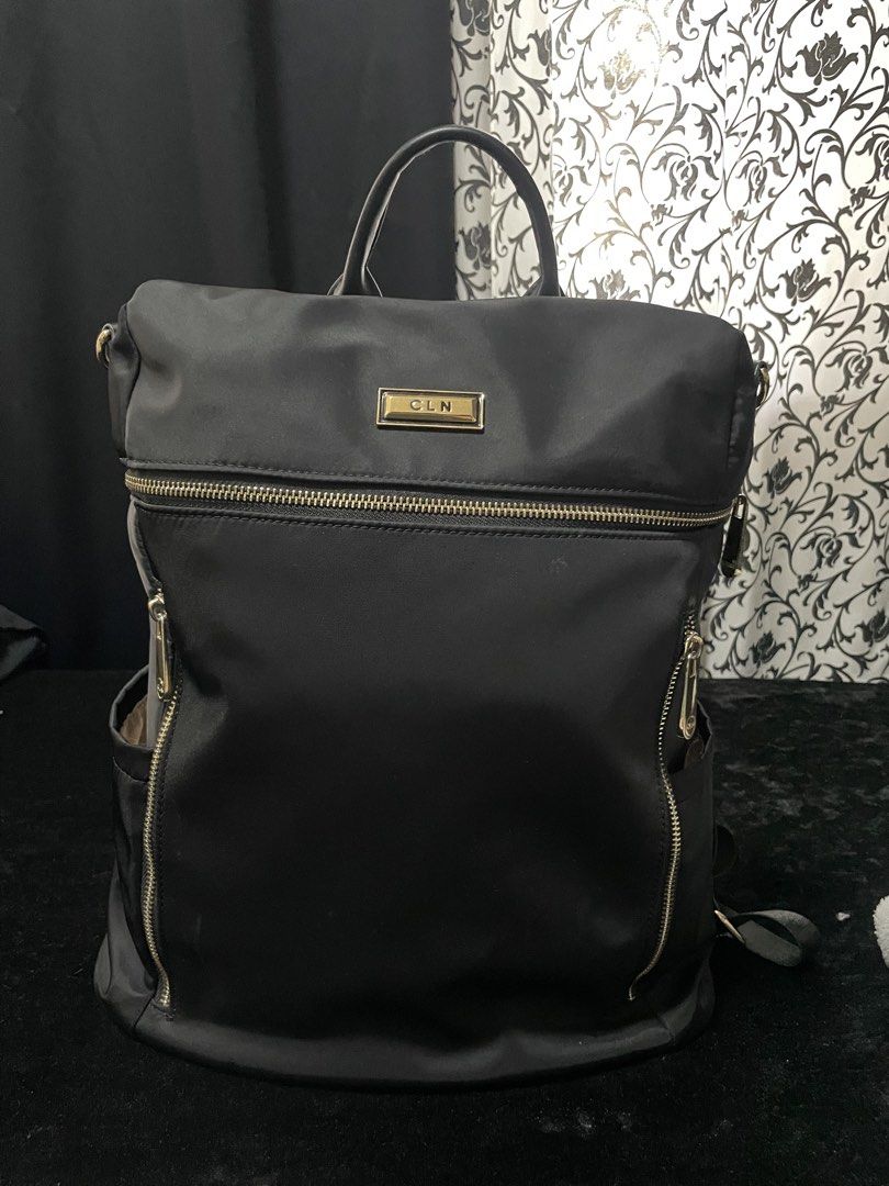 CLN backpack (Category: Backpacks) located in Pasig City. Submitted by arin225 (Listing ID 1468766538, Image 1). Description: Fixed price! Super nice neto, tote/ backpack ng CLN. Rfs: need ko mas bigger backpack for my laptop For reference- Kasya po dto long folder.