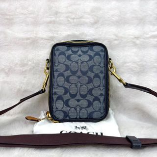 （分類：）位於 。 由 bellezza. 提交（商品編號 1468771798，圖片 1）。簡介： 。