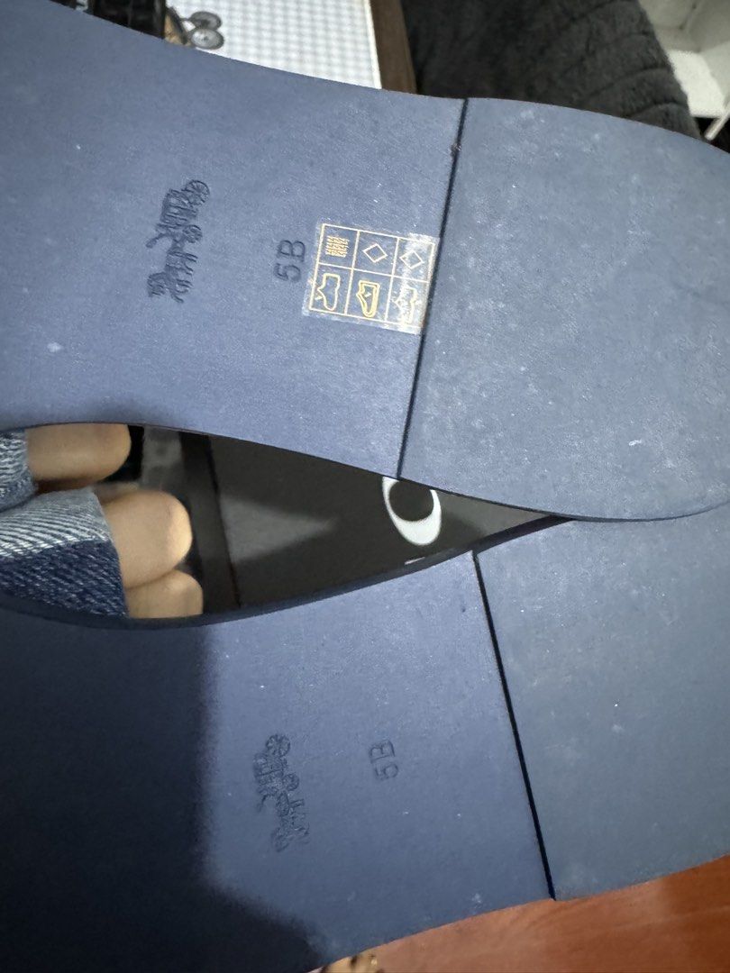 Coach Holly Quilted Patch Denim Slides Size 5B (Category: Flats & Sandals) located in Marikina City. Submitted by bangsfrancisco (Listing ID 1468833837, Image 3). Description: - Brand: Coach - Style: Holly Slides (Denim Multi) - Size: 5 B / 35.5 - Details: Quilted patch denim strap, gold-tone C logo hardware, blue footbed and sole - Condition: Brand new, never worn - Inclusions: Original box and tag with retail price Brandnew sinukat sukat lang s