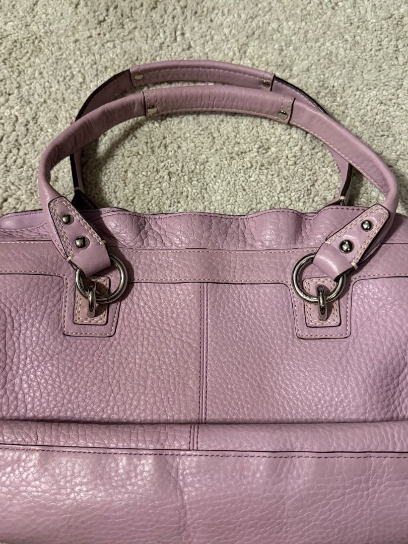 Coach Lilac Handbag (Category: Luxury Bags & Wallets) located in Mandaue City. Submitted by mandady (Listing ID 1468804638, Image 2). Description: Lilac Coach shoulder bag with silver hardware, dual handles, and exterior zipper pocket - Material: Premium pebbled leather construction for both bags - Interior: Fabric-lined with multiple pockets to organize daily essentials - Design: Double leather handles, front exterior zip pocket with a leather p