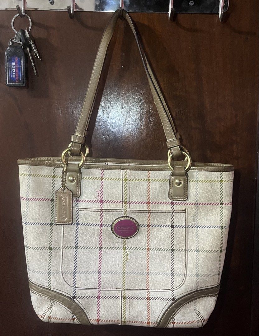 Y2K!! Rare! Coach Peyton Tattersall Tote Bag (Category: Tote Bags) located in Daraga. Submitted by pickandgo26 (Listing ID 1468770962, Image 1). Description: Clean inside and out. Normal sign of use. Flaw with the handles (last pic) Pls see photos for reference. .