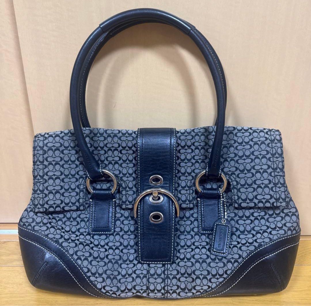 Coach Signature Soho Bag (Category: Shoulder Bags) located in Manila. Submitted by _dearvintage (Listing ID 1468781886, Image 1). Description: ETA: End of October From Japan 🇯🇵 Dm for more info & pics :).