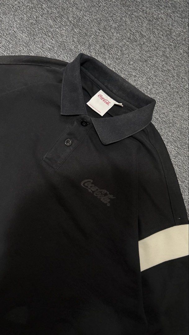 COCA COLA (Category: Activewear) located in Silang. Submitted by aljones64 (Listing ID 1468777400, Image 2). Description: .