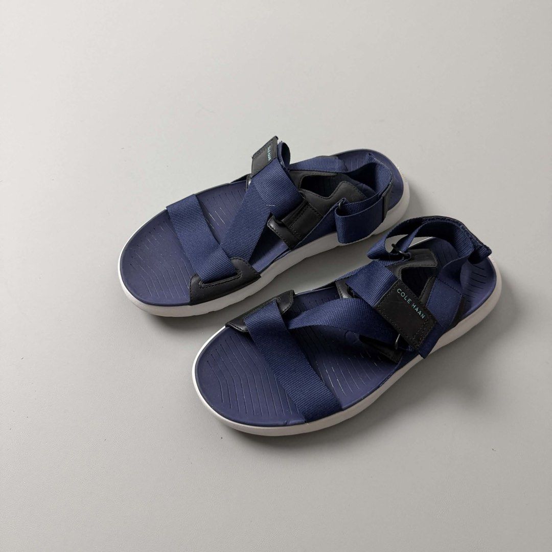 COLE HAAN ZEROGRAND MVR SANDALS (Category: Sneakers) located in Guagua. Submitted by sweetboyy (Listing ID 1468869996, Image 2). Description: COLE HAAN ZEROGRAND MVR SANDALS SIZE 10US/ 44EUR/ 28CM 1 MENS.