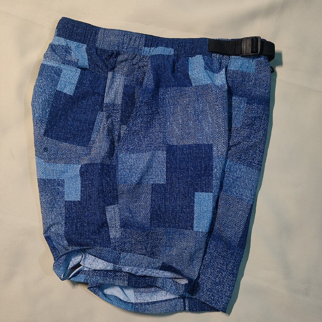 COLUMBIA OMNI-SHIELD SHORT (Category: Shorts) located in Tarlac. Submitted by joel_dat_kom_187 (Listing ID 1468815543, Image 2). Description: COLUMBIA OMNI-SHIELD GEAR SHORT EXCELLENT AS NEW 30 - 33 W x 17.5 L 🔸 10 LEG OPENING ( MEDIUM ) NO ISSUE ❌ 9.9/10 COLORATE & CONDITION.