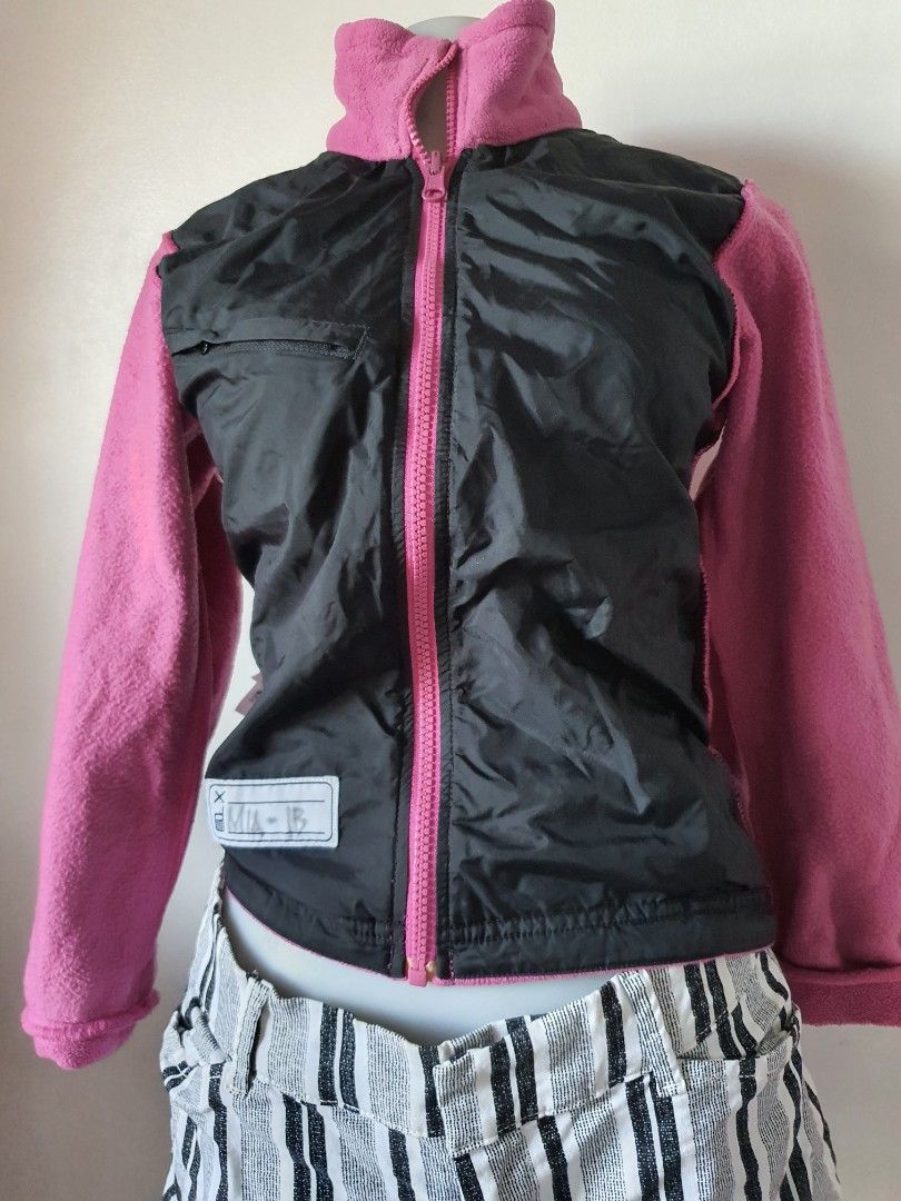 Columbia Pink Fleece Zip-Up Jacket (Category: Coats, Jackets and Outerwear) located in Meycauayan. Submitted by shoptoown (Listing ID 1468724347, Image 2). Description: - Authentic Columbia zip-up fleece jacket in a vibrant bright pink color - Made from ultra-soft and warm material to keep you cozy during cold days - Features a high collar for extra neck protection against the wind - Equipped with convenient front pockets for your essentials - Ac