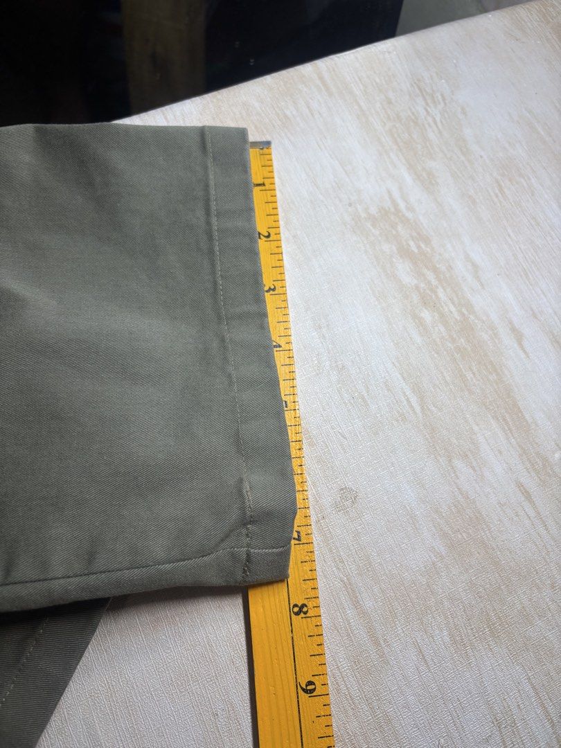 COLUMBIA UTILITY PANTS (Category: Chinos) located in Cabuyao City. Submitted by pormanation-thrift-store (Listing ID 1468890448, Image 3). Description: COLUMBIA UTILITY PANTS Condition: LIKE NEW Color rate: 10/10 (PWEDE SA MASELAN) Size: 38 Dimes: 36-38”Wx41”L Issue: NONE✅ Price: 1200.