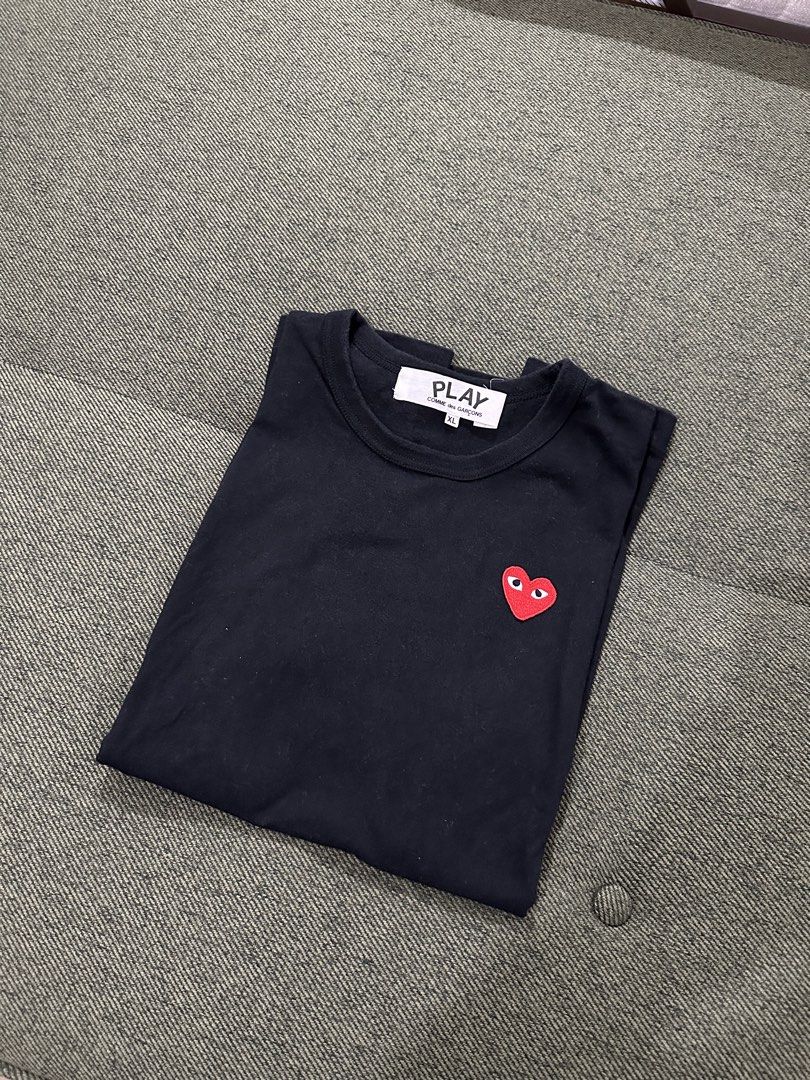 Comme des Garçons Play T-Shirt (Category: Tshirts & Polo Shirts ) located in San Fernando. Submitted by bacondeals (Listing ID 1468889024, Image 1). Description: CDG Play Size XL Used Legit Php 850 only! .