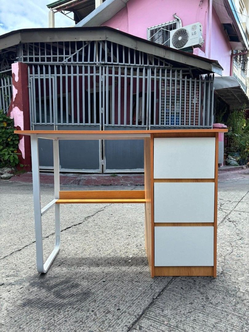 Computer table/ study table (Category: Office Furniture & Fixtures) located in Manila. Submitted by dolorchris69891 (Listing ID 1468770526, Image 3). Description: COMPUTER TABLE/STUDY TABLE LIGHT BROWN AVAILABLE.