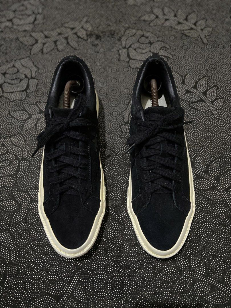 Converse One Star Suede Low Black🔥 (Category: Sneakers) located in Liloan. Submitted by kjsneaks (Listing ID 1468809036, Image 3). Description: WTS📢 Size 9 men fit to 10, 27.5cm Original Very good condition Sign of usage Can do shipping Dm me📥.