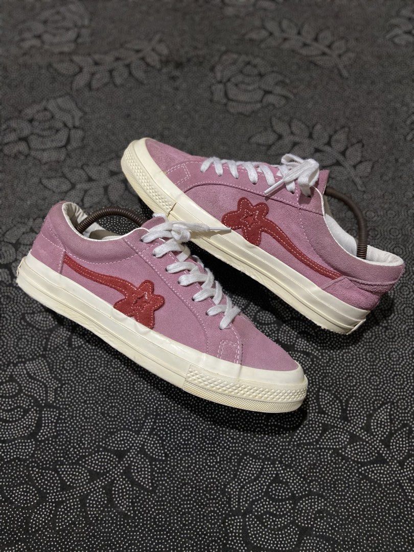 Converse One Star x Golf Le Fleur Pink🔥 (Category: Sneakers) located in Liloan. Submitted by kjsneaks (Listing ID 1468807537, Image 1). Description: WTS📢 SOLID COLLABORATION💯 Size 9 men fit 10, 27.5cm Original Excellent condition Sign of usage Can do shipping Dm me📥.