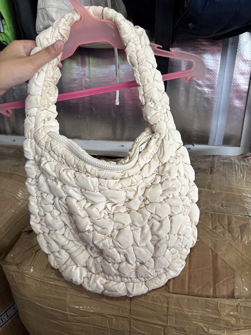 COS bag (Category: Tote Bags) located in Puerto Princesa. Submitted by 18arc (Listing ID 1468714542, Image 1). Description: COS BAG FOR HOOK UP NEED WASH .