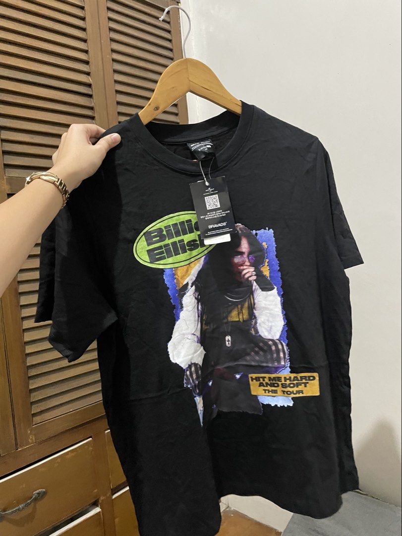 COTTON ON BILLIE EILISH SHIRT (Category: Shirts) located in Manila. Submitted by jennysantos_ (Listing ID 1468789080, Image 1). Description: .
