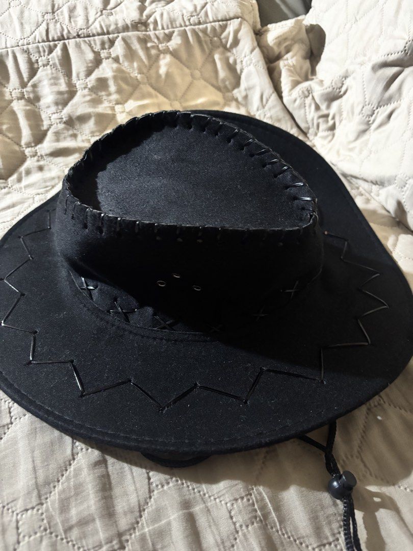 COWBOY HAT AND GLOVES (Category: Other Accessories) located in Manila. Submitted by jaceczhsn (Listing ID 1468886544, Image 2). Description: COWBOY HAT AND GLOVES FOR HALLOWEEN COSTUME BOTH BRAND NEW 👻 RFS: CHANGE OF COSTUME FOR HALLOWEEN .