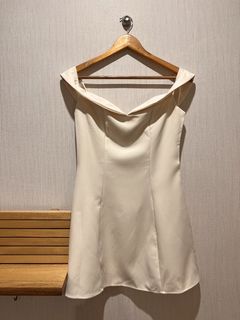 (Category: ) located in . Submitted by preloved_items122 (Listing ID 1468811234, Image 1). Description: .