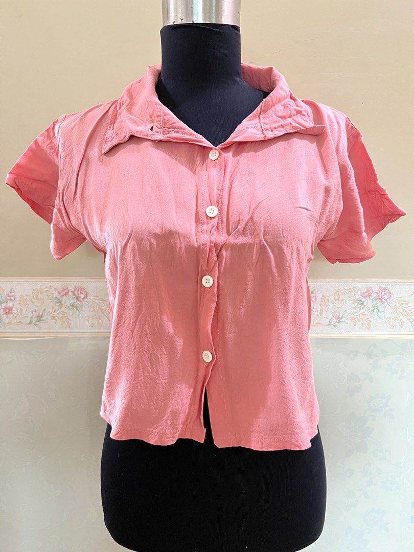 Crop top (Category: Blouses) located in Cabanatuan. Submitted by happythriftbyshidshin (Listing ID 1468717183, Image 2). Description: Mine 180 for 2.