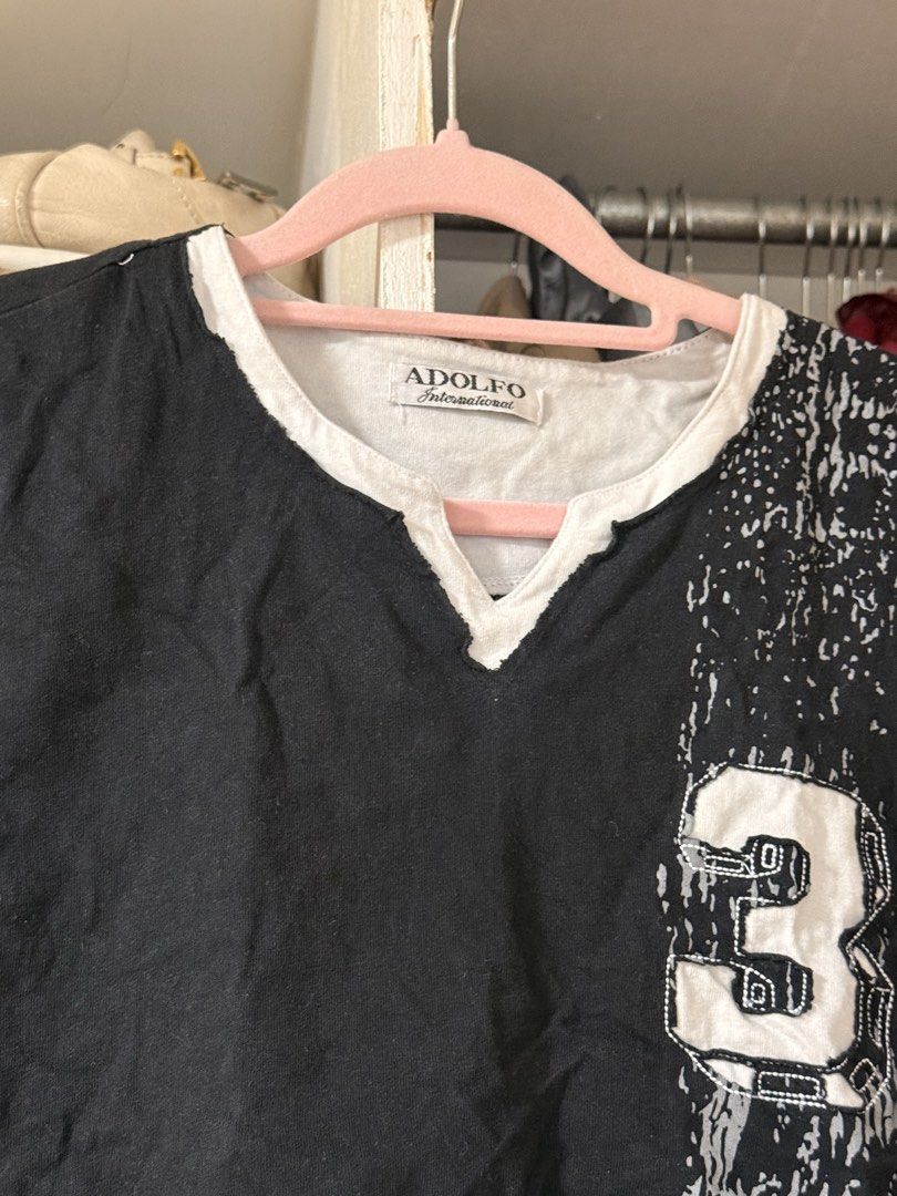 Cropped Black Top (Category: Sleeveless) located in Lapu Lapu. Submitted by bzzzzarah (Listing ID 1468797246, Image 3). Description: .