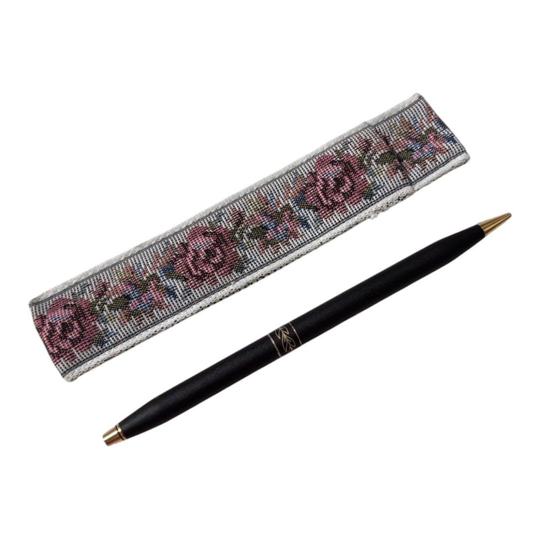 Cross Mechanical Pencil (Category: Other Stationery & Craft) located in Paranaque City. Submitted by dalle_closet (Listing ID 1468724081, Image 1). Description: slightly used made in U.S.A.