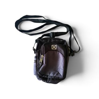 (Category: ) located in . Submitted by Vault4Fashion (Listing ID 1468743372, Image 1). Description: .