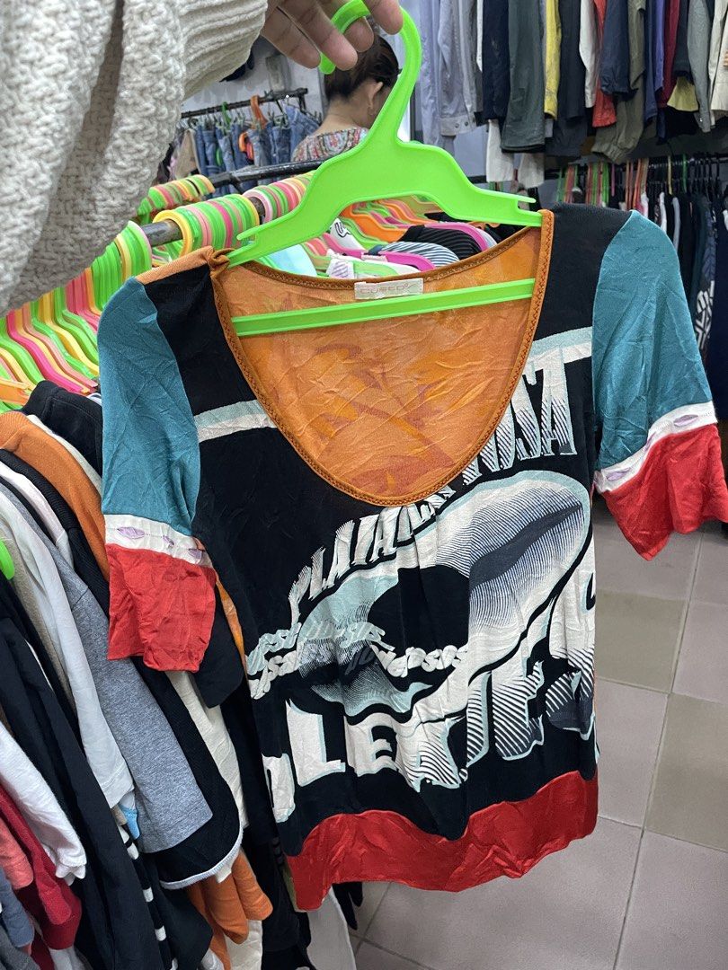 cust0 b4rcelon4 (Category: Blouses) located in Liloy. Submitted by juneberriesyy (Listing ID 1468807673, Image 1). Description: .