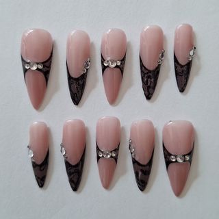 (Category: ) located in . Submitted by luxetips_pressph (Listing ID 1468755107, Image 1). Description: .