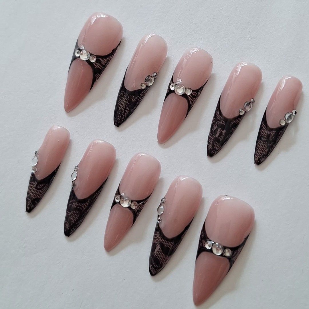 Custom press on nails (Category: Hands & Nails) located in Quezon City. Submitted by luxetips_pressph (Listing ID 1468755107, Image 3). Description: Custom Press On Nails for 250-350php Any shape and length message to order and for inquiries Inclusions: 📌 Nail Prep Kit (Alcohol Pads, Cuticle Pusher, Nail File) 📌 Jelly Glue 📌 Care Card 📌 Press On Nails.