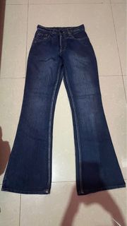 (Kategori: ) berada di . Dikirim oleh vibe.rahmat (ID iklan 1468905788, Gambar 1). Deskripsi: .