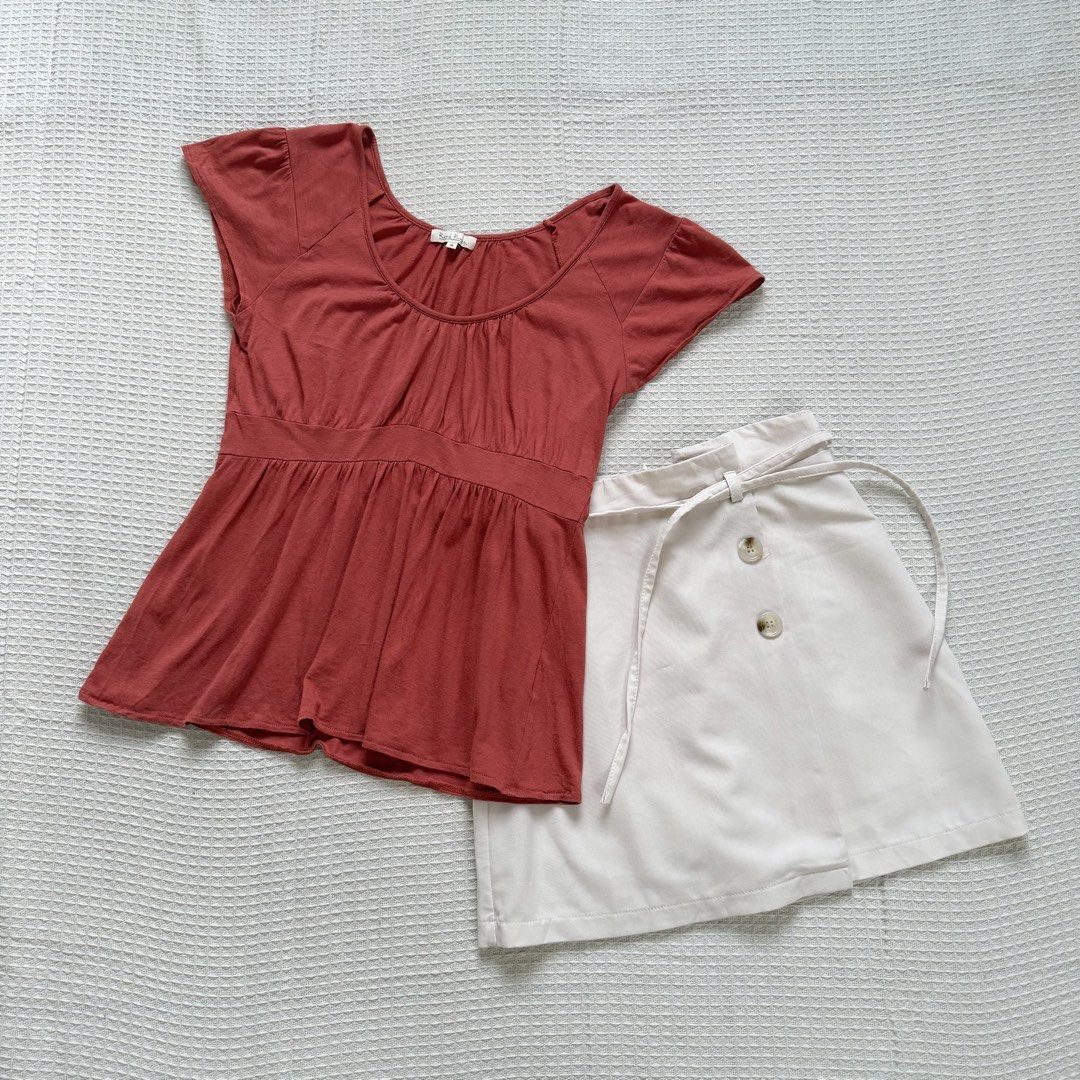 cute top with free skirt (Category: Blouses) located in Cabanatuan. Submitted by brokegirlwholovesclothes (Listing ID 1468739302, Image 1). Description: - size 38 on tag, best fits S-M - free white skirt (fits XS, waist 25").