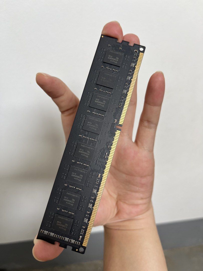 CVS 8GB DDR3 PC3 1600MHz Desktop Memory RAM (Category: Computer Parts) located in Santa Rosa. Submitted by thrifty_bev (Listing ID 1468927194, Image 3). Description: - Capacity: 8GB DDR3 RAM - Speed: 1600MHz - Model/Part Number: CVS3028HPC3-12800 - Build: Black PCB with reliable SK hynix chips - Condition: Pulled from a working setup, fully tested, and 100% functional - Perfect budget-friendly upgrade for older DDR3 compatible systems.