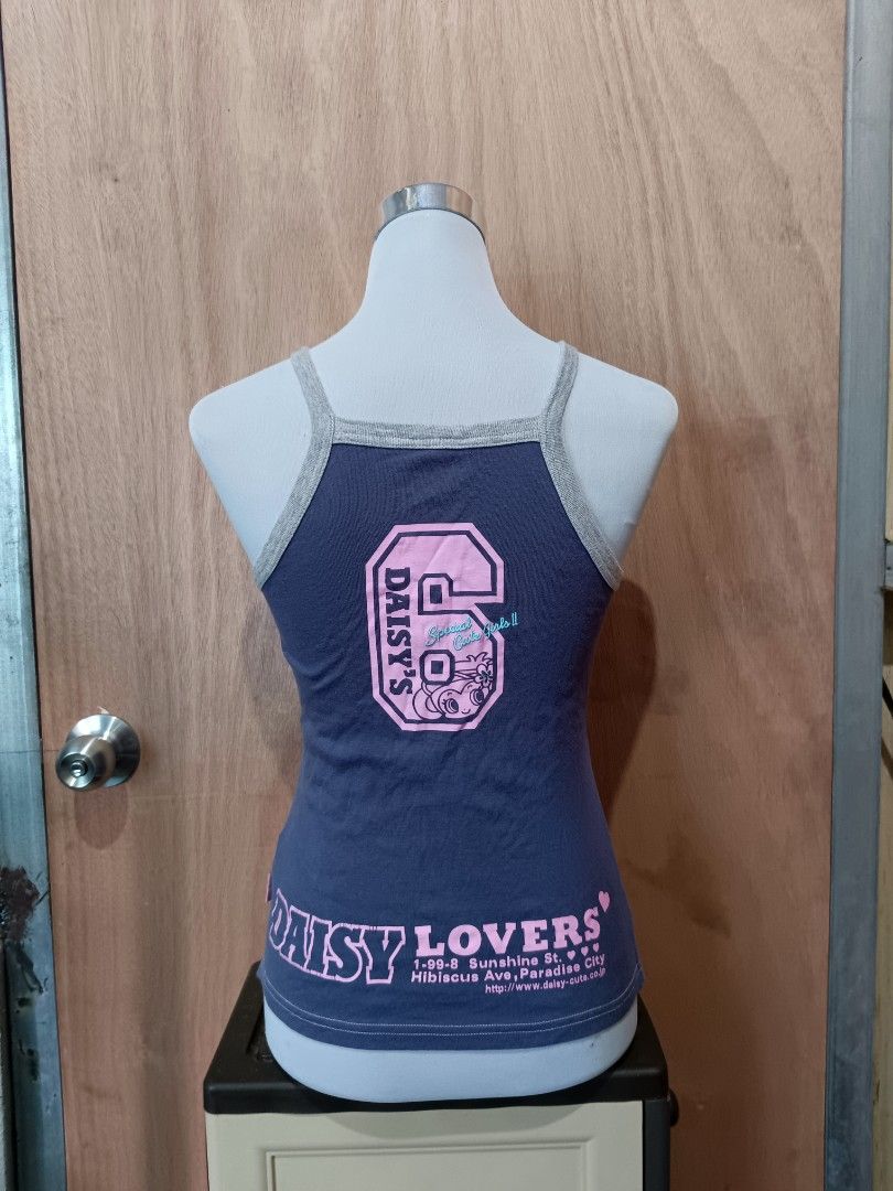 Daisy Lovers y2k top (Category: Sleeveless) located in Davao. Submitted by mln-boutique (Listing ID 1468726653, Image 2). Description: size - m good condition.