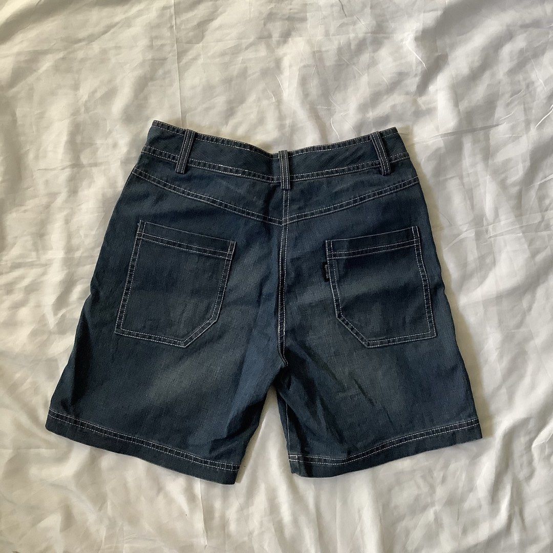 Dark Denim Jorts with White Stitching Details (Category: Shorts) located in Cavite. Submitted by kbyshe_catalog (Listing ID 1468856848, Image 3). Description: w: 24-25 l: 16 inches white stitching details.