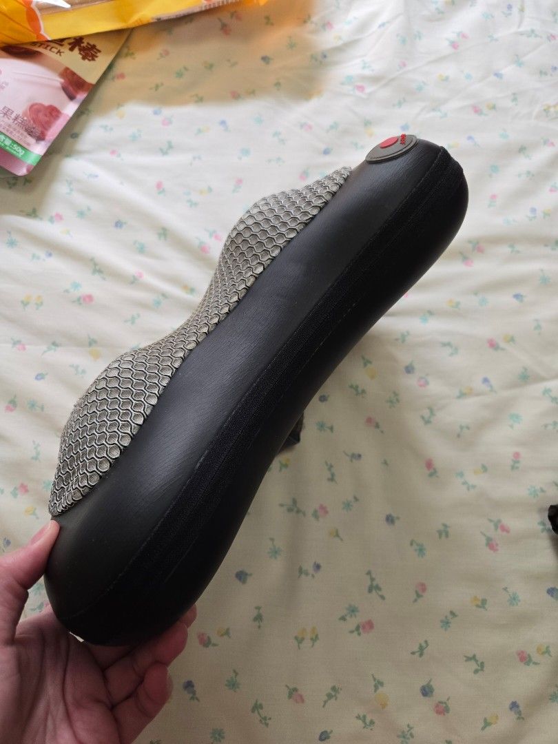 Deep heat massager for back (Category: Massage Devices) located in Manila. Submitted by chocomoose (Listing ID 1468770041, Image 2). Description: JML brand good working condition.