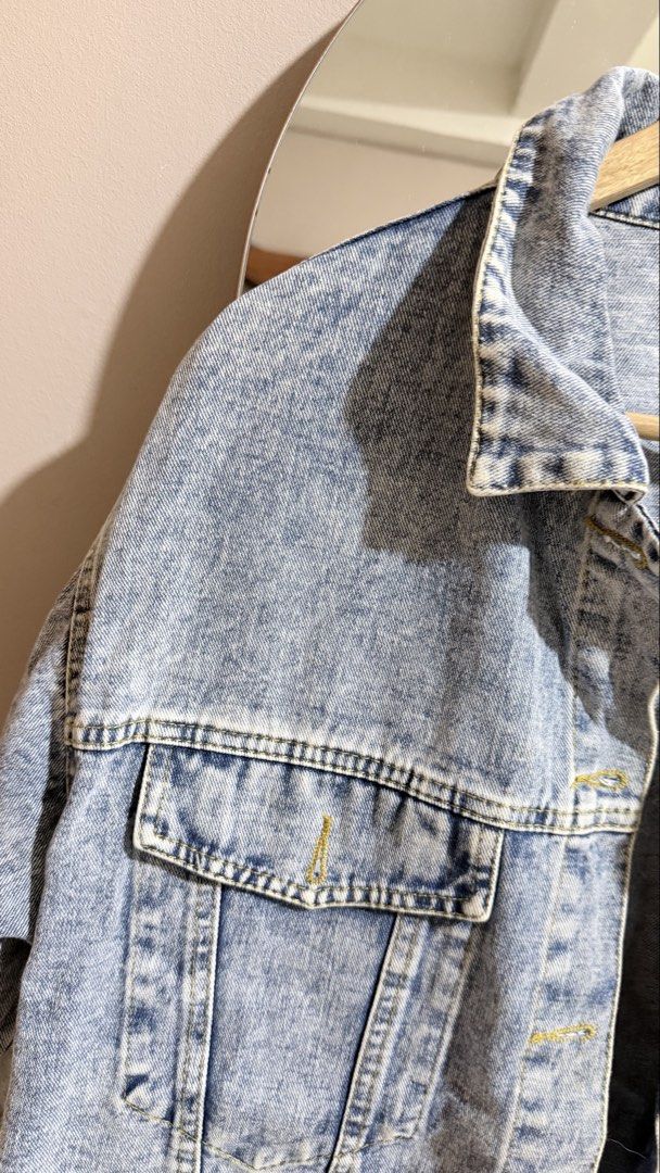 Denim Jacket (Category: Coats, Jackets and Outerwear) located in Manila. Submitted by chichiandcali (Listing ID 1468732218, Image 3). Description: .