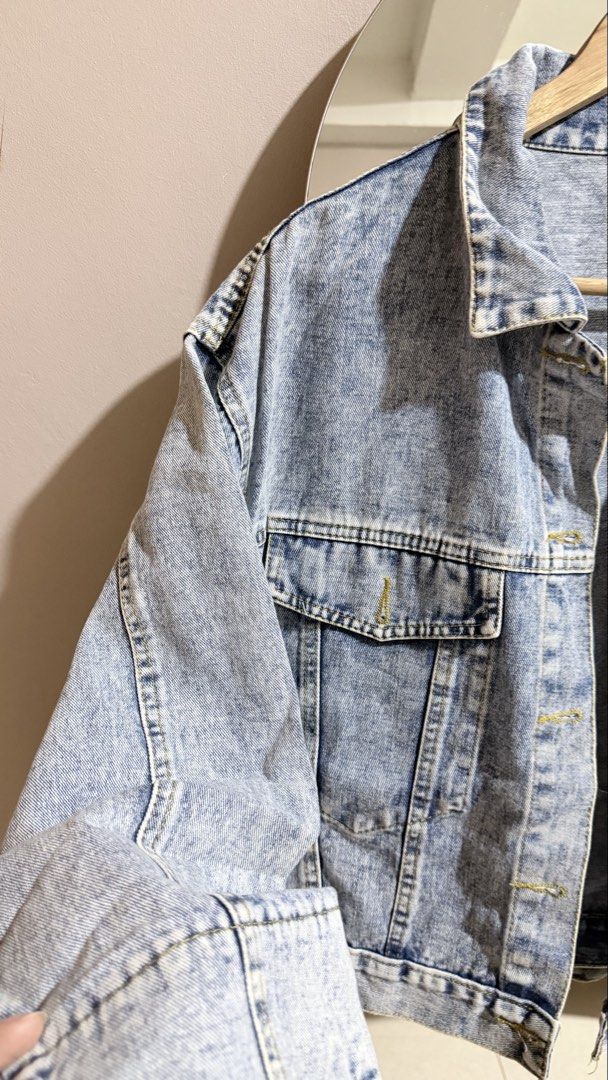 Denim Jacket (Category: Coats, Jackets and Outerwear) located in Manila. Submitted by chichiandcali (Listing ID 1468732218, Image 2). Description: .
