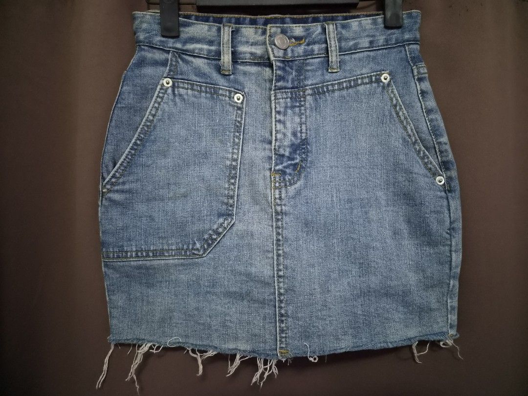 Denim Skort 24 (Category: Skirts) located in Malolos. Submitted by aemcloset (Listing ID 1468860695, Image 1). Description: size 24 length 14.5 semi stretch denim.