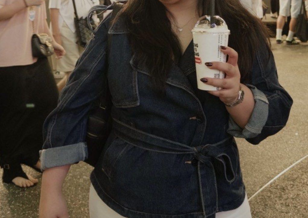 Denim Trench Jacket (Category: Coats, Jackets and Outerwear) located in Manila. Submitted by shopaholic8008 (Listing ID 1468885304, Image 2). Description: like new XL.