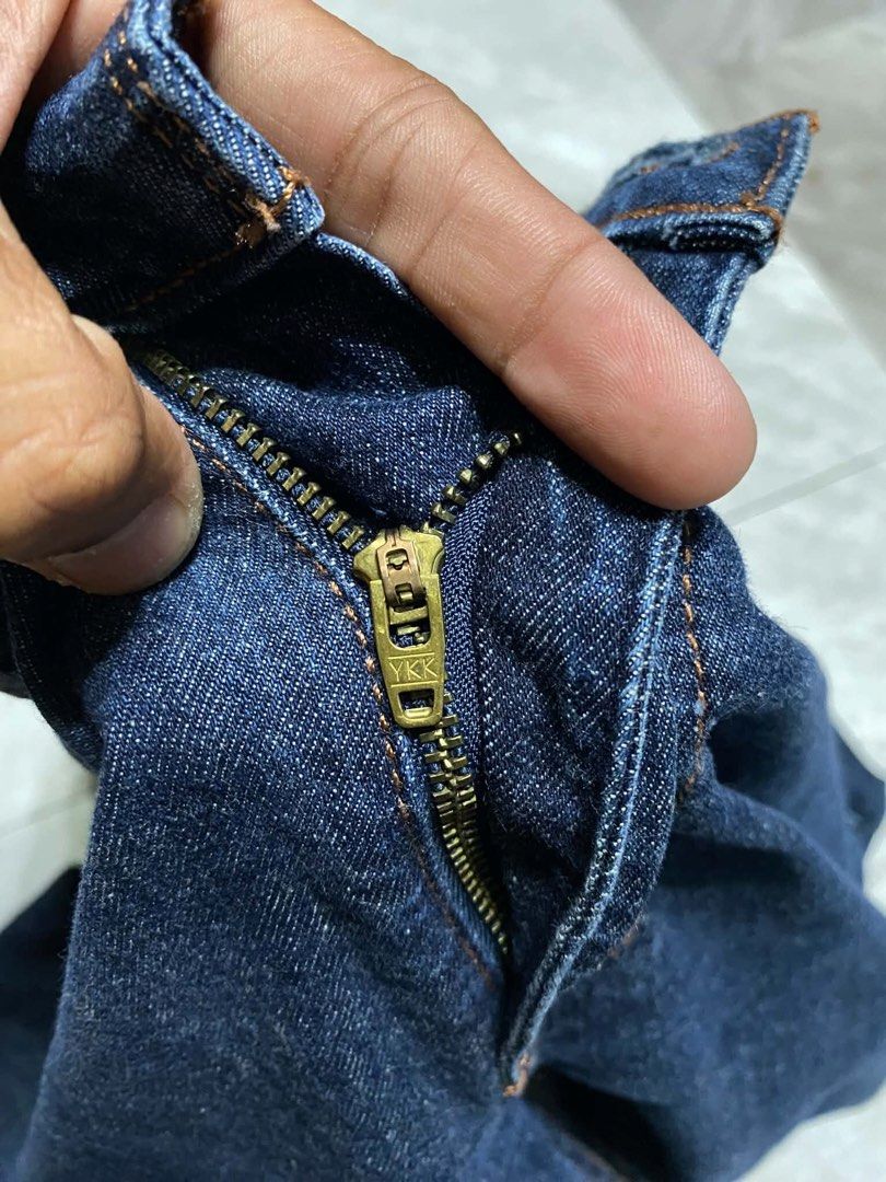 Denizen From Levi's Dark Blue Jeans (Category: Jeans) located in Butuan. Submitted by jc13thrifts (Listing ID 1468713633, Image 3). Description: - Brand: Denizen from Levi's - Color: Dark blue with classic contrast stitching - Fit: Straight fit, great for daily wear - Closure: Sturdy YKK zipper and branded metal button - Details: Authentic back patch branding included.
