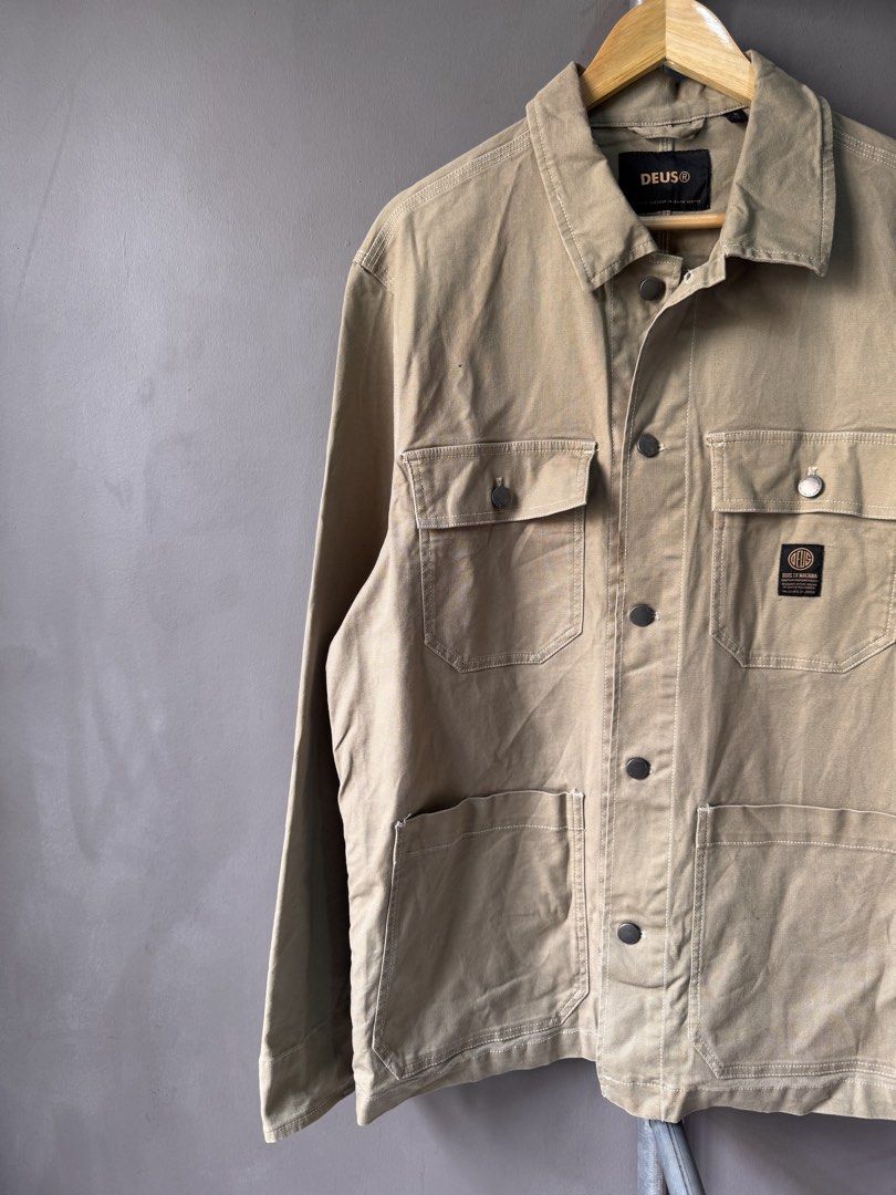 Deus Ex machina - Mac work Shirt (Category: Activewear) located in Cabuyao City. Submitted by _streetflavor (Listing ID 1468781880, Image 3). Description: Deus Ex machina - Mac work Shirt Excellent Size: large Length: 29.5 Width: 23 -2,880 pesos Dm.