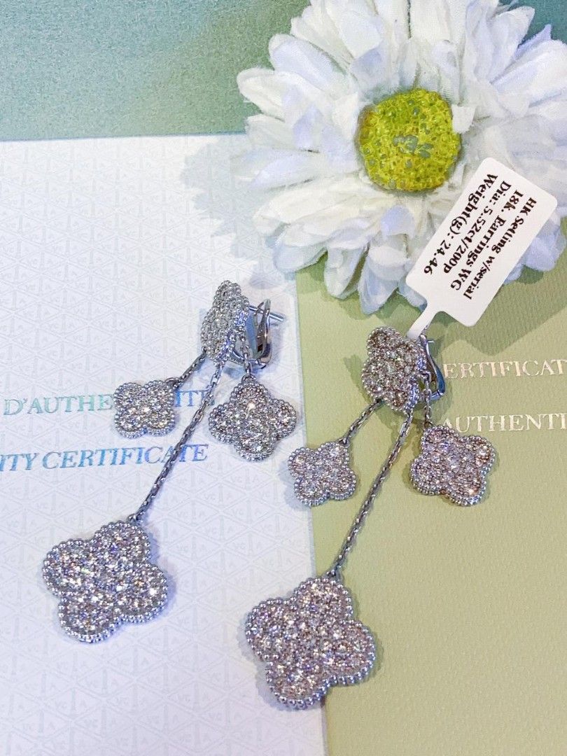 diamond vc dangling earring 18k gold hk setting (Category: Earrings) located in Manila. Submitted by primejewelry (Listing ID 1468716022, Image 3). Description: .