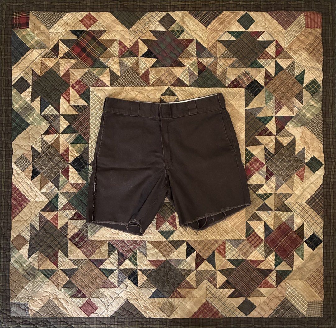 Dickies 874 (Original Fit) (Category: Shorts) located in Manila. Submitted by its_ookay.ph (Listing ID 1468732376, Image 1). Description: Choco brown trousers converted to a sexy shorts showing signs of wear and tear Two side and two back pockets Raw hem Zip fly Tagged 33 x 30 W - 32 L - 17 O - 11 .