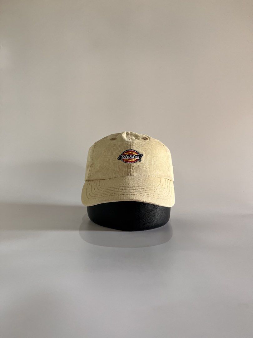 Dickies Dadhat (Category: Caps & Hats) located in Malaybalay. Submitted by haulsome (Listing ID 1468849449, Image 1). Description: Dickies Dadhat -No flaws/Like new -In Beautiful khaki colorway and features an embroidered dickies logo up front -Adult size, adjustable strap 600php, +sf.